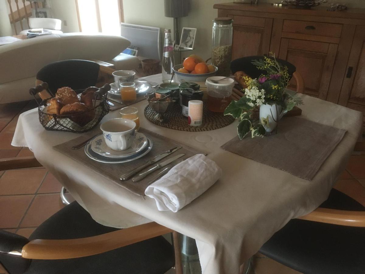 La Petite Bergerie, Les Hautes Roches Collobrières 外观 照片